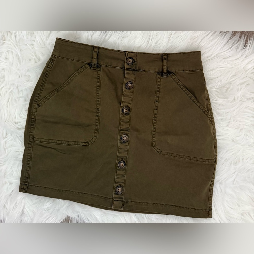 NWOT Garage Button Front Skirt - Size XS | Color: Dark Olive